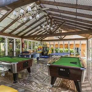 Lejlighedshotel Mijas Costa Oasis By Grangefield Oasis Club, Sitio de Calahonda